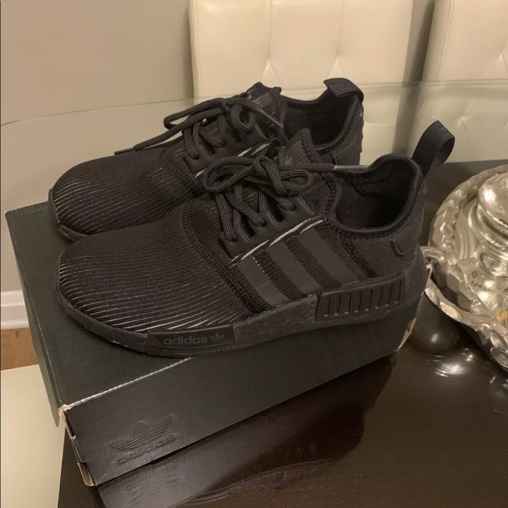 Men’s adidas nmd shoe size 8